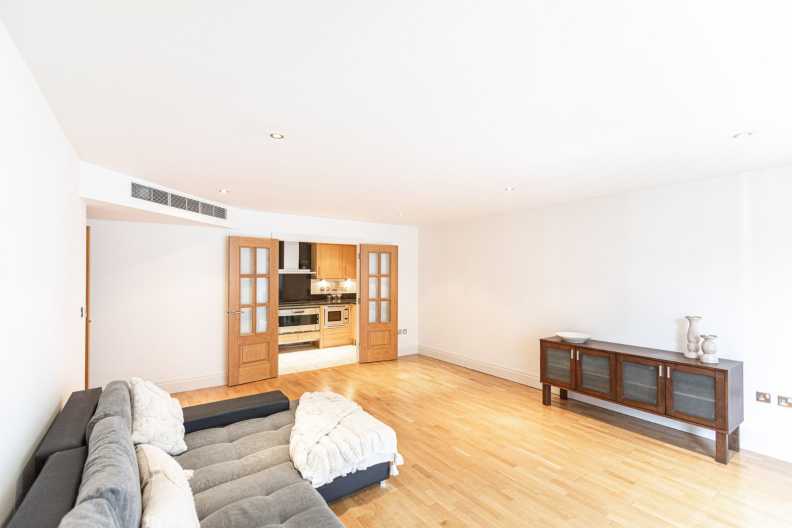 2 bedrooms apartments/flats to sale in Harbour Reach, The Boulevard, Imperial Wharf-image 14