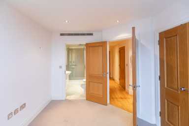 The Boulevard, Imperial Wharf, Fulham - SW6 view 14