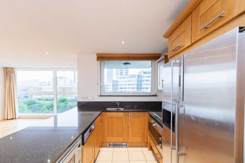 2 bedrooms apartments/flats to sale in The Boulevard, Imperial Wharf, Fulham-image 8