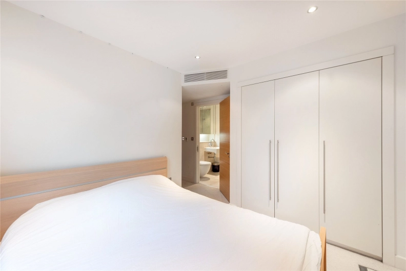 2 bedrooms apartments/flats to sale in The Boulevard, Fulham-image 13