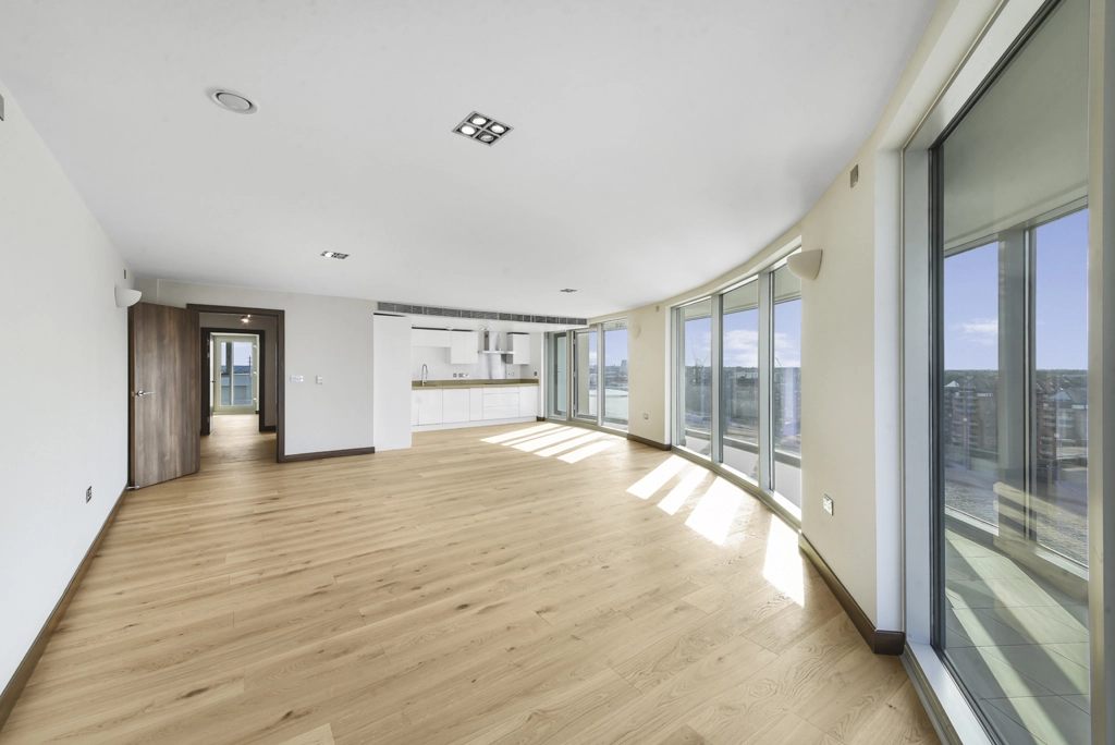 2 bedrooms apartments/flats for sale in Bridges Court Road, Battersea - SW11 view 11