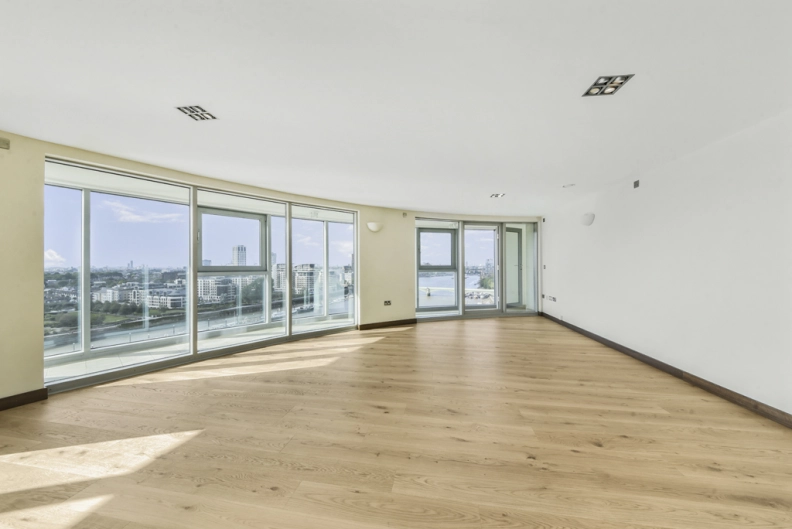 2 bedrooms apartments/flats for sale in Bridges Court Road, Battersea - SW11 view 11