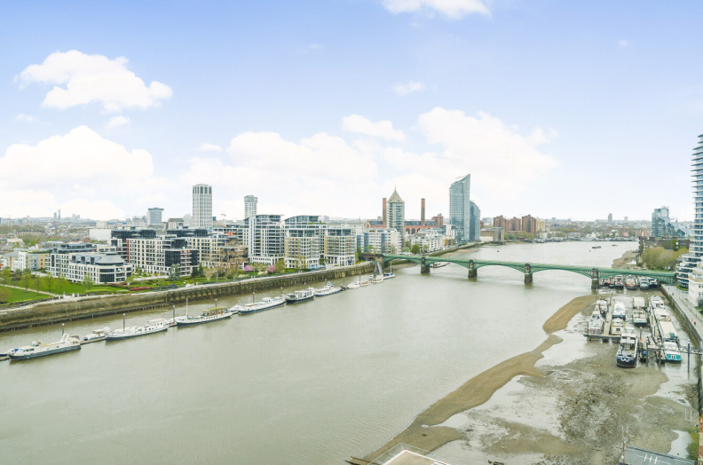 2 bedrooms apartments/flats to sale in Bridges Court Road, Battersea-image 1