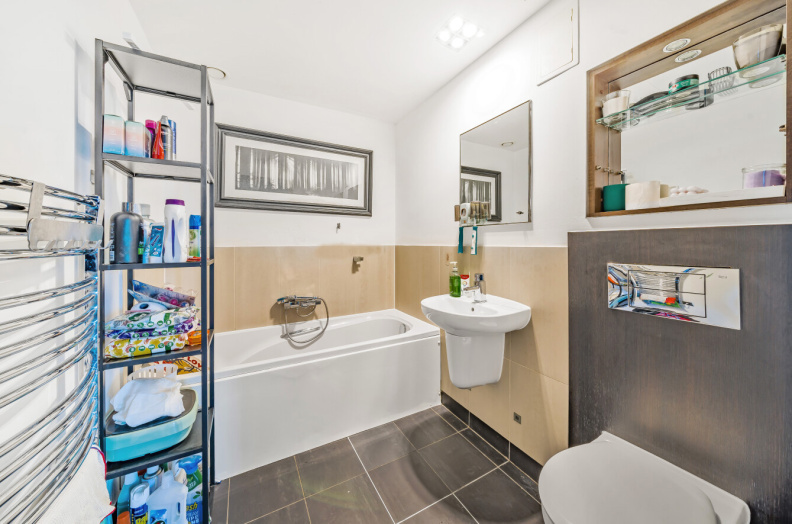 2 bedrooms apartments/flats to sale in Bridges Court Road, Battersea-image 13