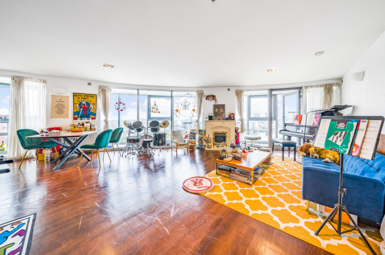 2 bedrooms apartments/flats to sale in Bridges Court Road, Battersea-image 9
