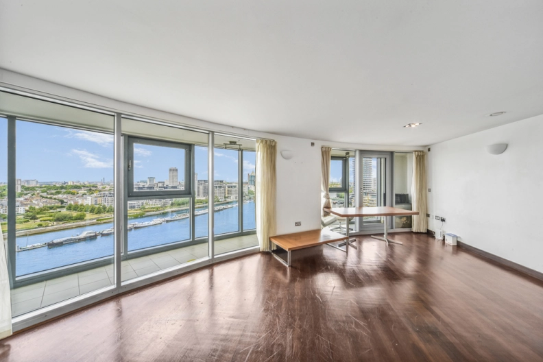 2 bedrooms apartments/flats to sale in Bridges Court Road, Battersea-image 2