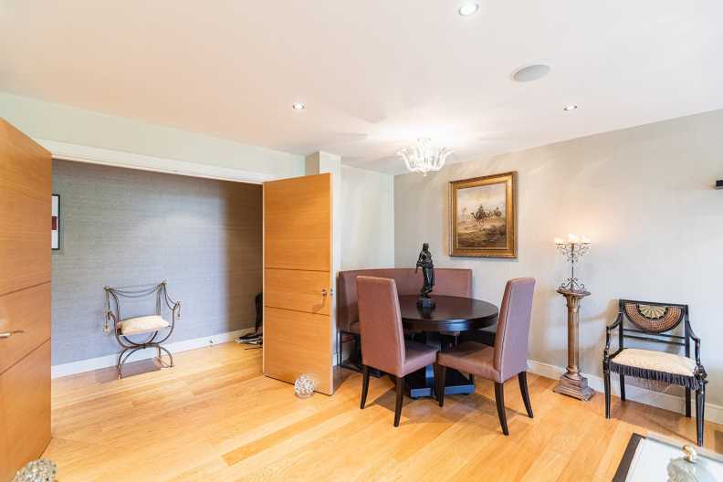 3 bedrooms apartments/flats to sale in Lensbury Avenue, Imperial Wharf-image 21