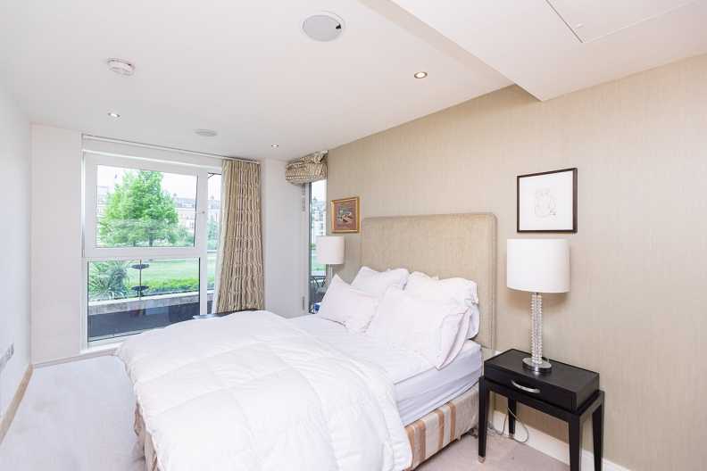 3 bedrooms apartments/flats to sale in Lensbury Avenue, Imperial Wharf-image 4
