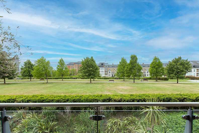 3 bedrooms apartments/flats to sale in Lensbury Avenue, Imperial Wharf-image 5