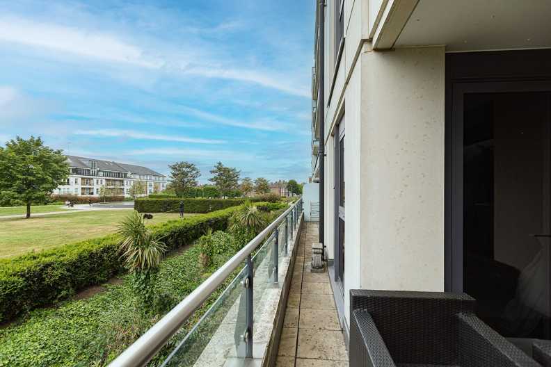 3 bedrooms apartments/flats to sale in Lensbury Avenue, Imperial Wharf-image 31