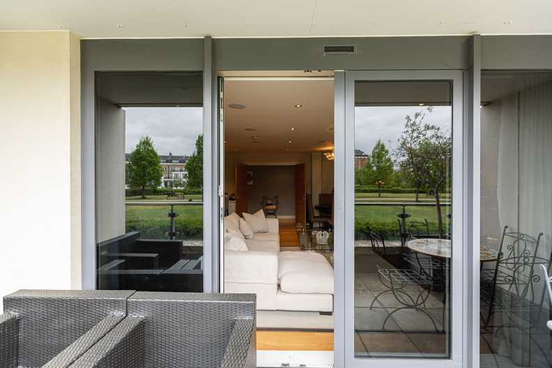 3 bedrooms apartments/flats to sale in Lensbury Avenue, Imperial Wharf-image 32
