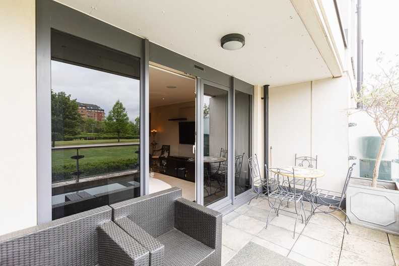 3 bedrooms apartments/flats to sale in Lensbury Avenue, Imperial Wharf-image 28