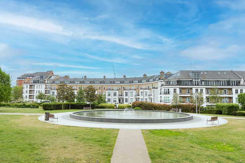 3 bedrooms apartments/flats to sale in Lensbury Avenue, Imperial Wharf-image 1