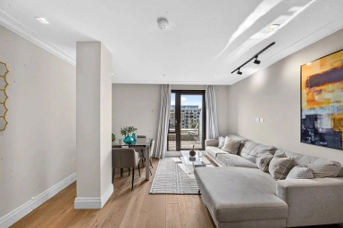 Crisp Road, Hammersmith - W6 view 9