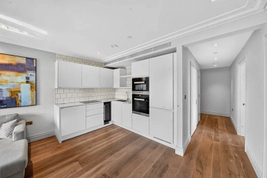 Crisp Road, Hammersmith - W6 view 3