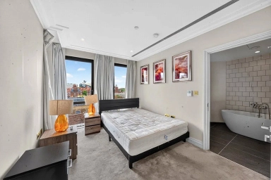 Crisp Road, Hammersmith - W6 view 5