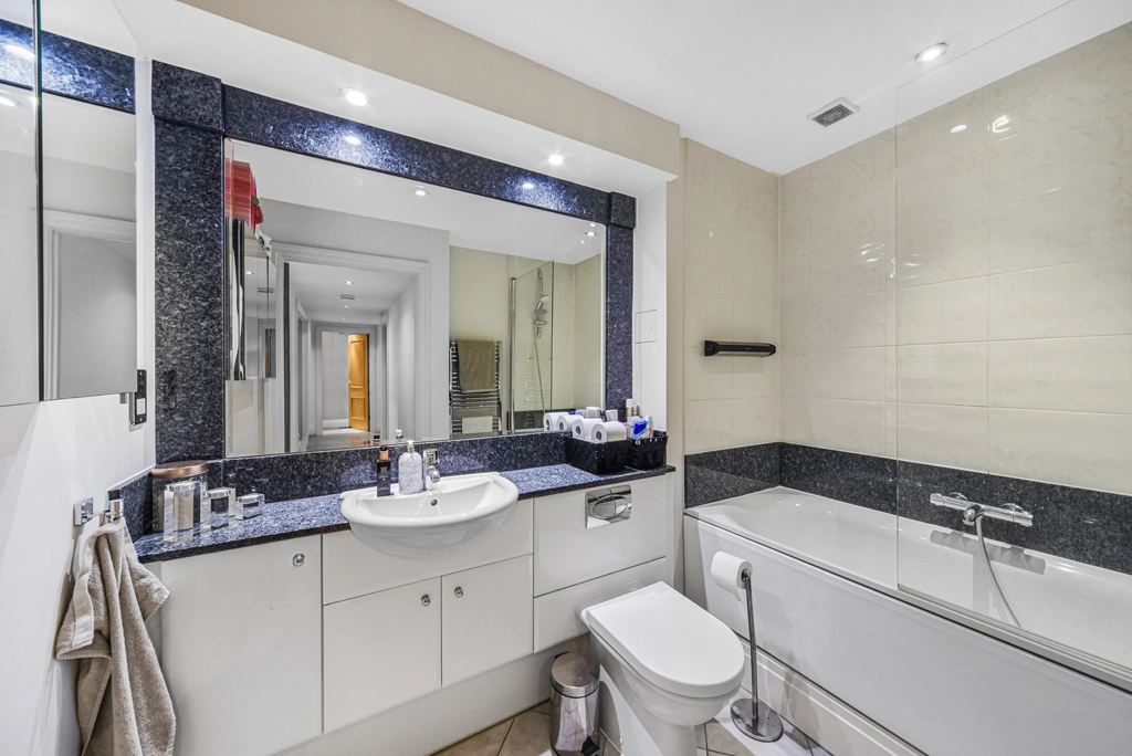 2 bedrooms apartments/flats for sale in Lensbury Avenue, Fulham - SW6 view 15