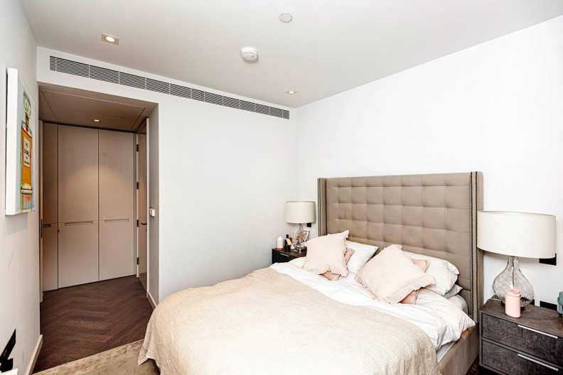 2 bedrooms apartments/flats to sale in Circus Road West, Battersea Power Station, Battersea-image 24
