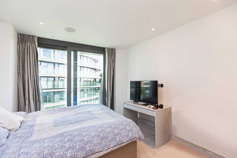 3 bedrooms apartments/flats to sale in Parr's Way, Fulham Reach, Hammersmith-image 19