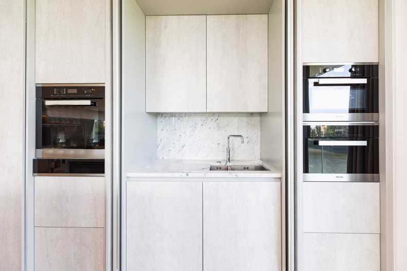 3 bedrooms apartments/flats to sale in Parr's Way, Fulham Reach, Hammersmith-image 12