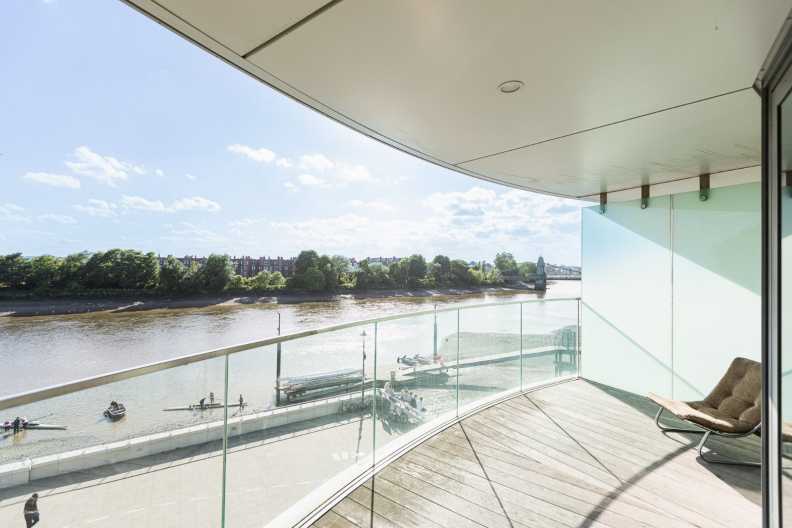 3 bedrooms apartments/flats to sale in Parr's Way, Fulham Reach, Hammersmith-image 7