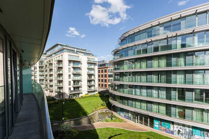 3 bedrooms apartments/flats to sale in Parr's Way, Fulham Reach, Hammersmith-image 16