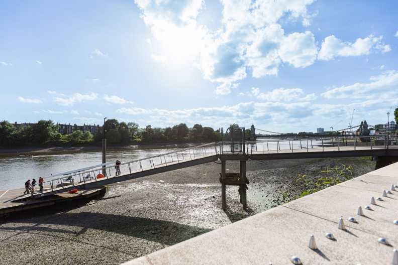 3 bedrooms apartments/flats to sale in Parr's Way, Fulham Reach, Hammersmith-image 38