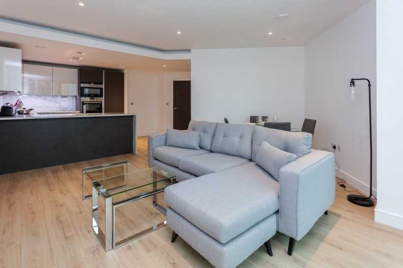 2 bedrooms apartments/flats to sale in Beadon Road, Hammersmith-image 7
