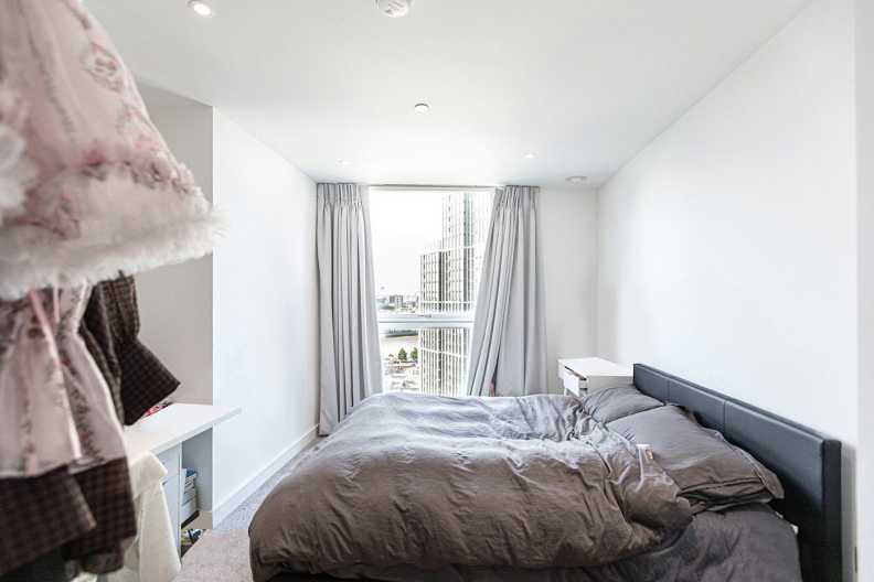 2 bedrooms apartments/flats to sale in Wandsworth Road, Nine Elms-image 13