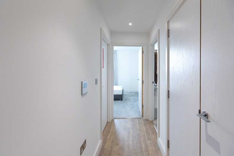 2 bedrooms apartments/flats to sale in Wandsworth Road, Nine Elms-image 19
