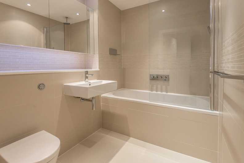 2 bedrooms apartments/flats to sale in Pump House Crescent, Brentford-image 24