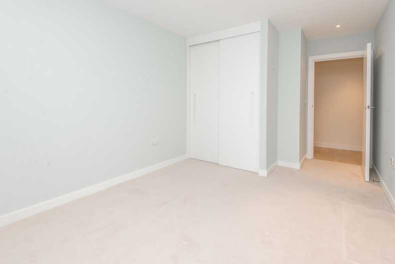2 bedrooms apartments/flats to sale in Pump House Crescent, Brentford-image 23