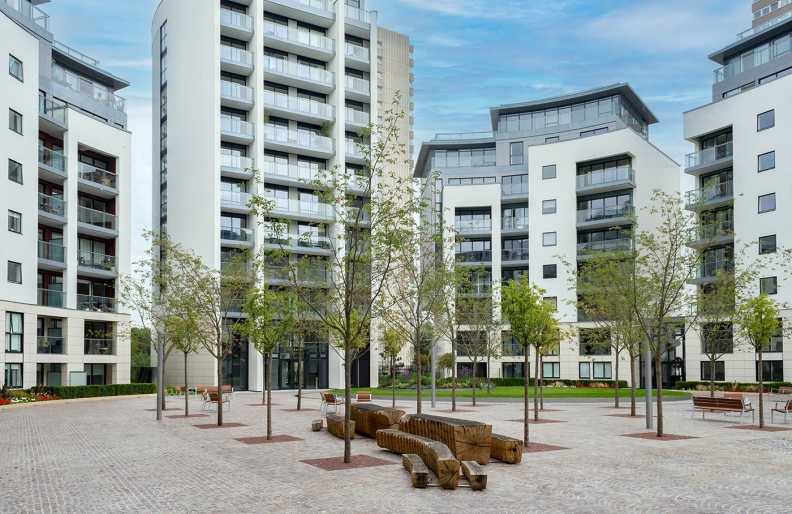 2 bedrooms apartments/flats to sale in Pump House Crescent, Brentford-image 1