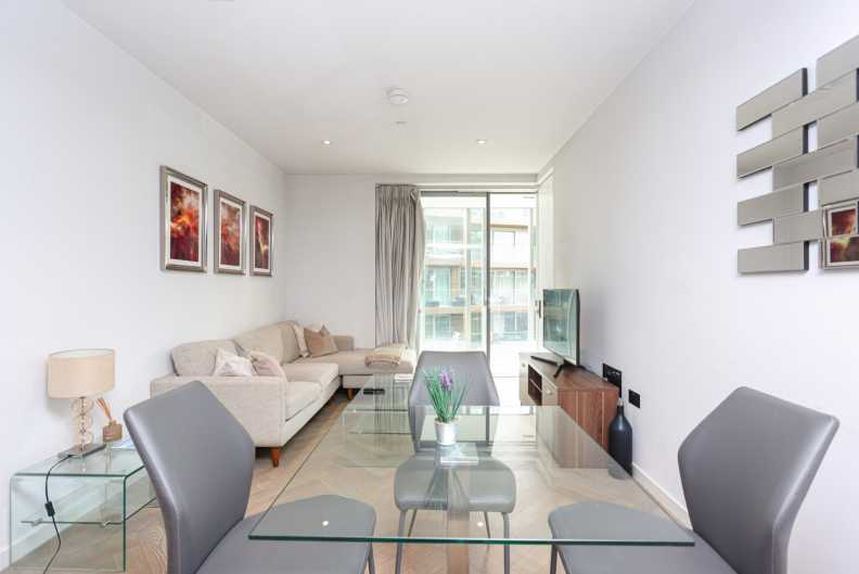 1 bedroom apartments/flats to sale in Circus Road West, Battersea Power Station-image 14