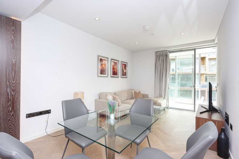 1 bedroom apartments/flats to sale in Circus Road West, Battersea Power Station-image 6