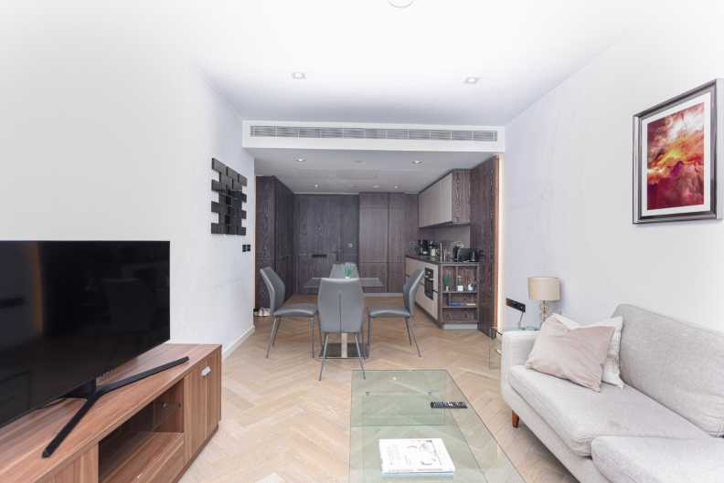 1 bedroom apartments/flats to sale in Circus Road West, Battersea Power Station-image 16