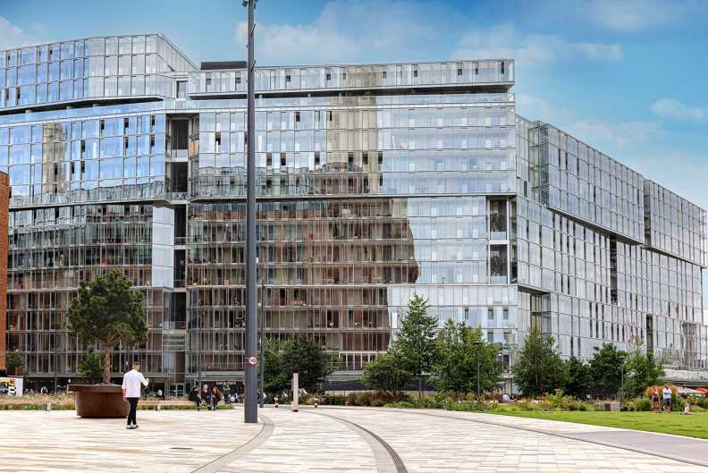 1 bedroom apartments/flats to sale in Circus Road West, Battersea Power Station-image 10