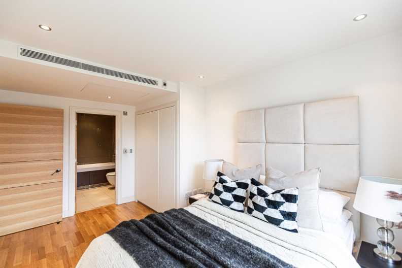 2 bedrooms apartments/flats to sale in Lensbury Avenue, Imperial Wharf, Fulham-image 22