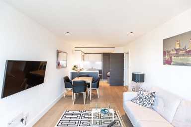 Kew Bridge Road, Brentford TW8 image 10