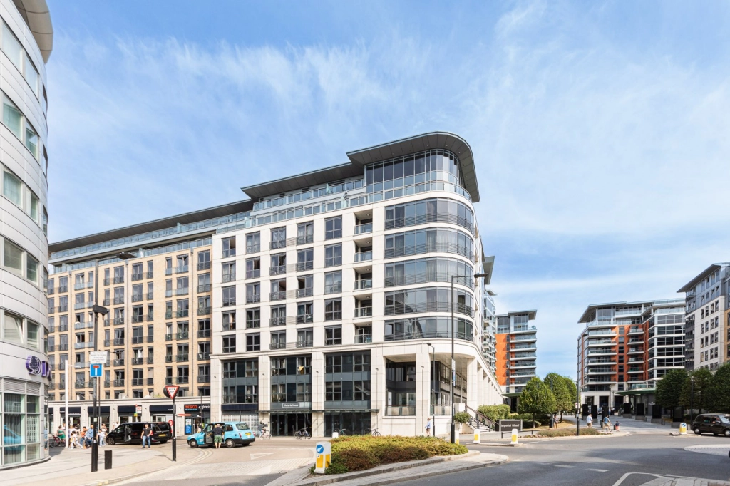 2 bedrooms apartments/flats for sale in Townmead Road, Imperial Wharf - SW6 view 9