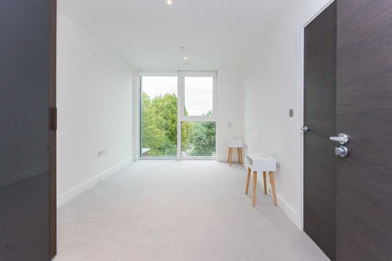 2 bedrooms apartments/flats to sale in Glenthorne Road, Sovereign Court, Hammersmith-image 7