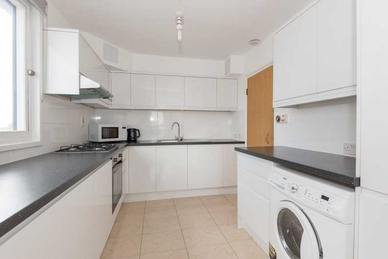 2 bedrooms apartments/flats to sale in The Water Gardens, Paddington-image 3