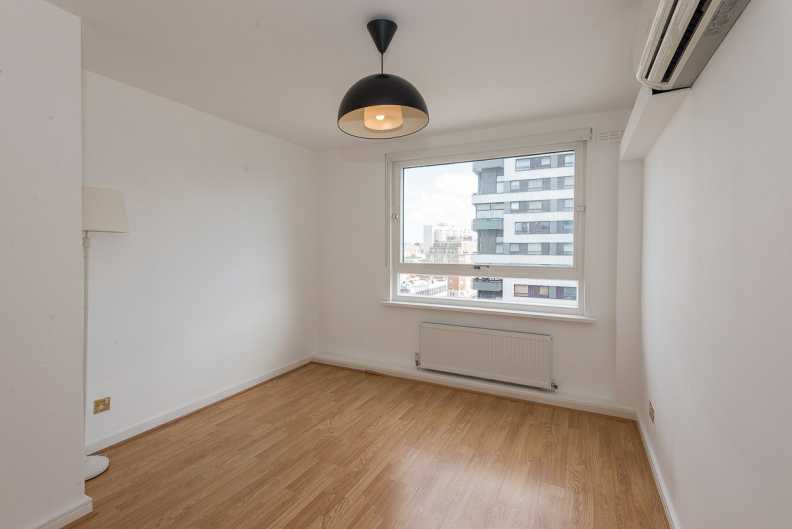 2 bedrooms apartments/flats to sale in The Water Gardens, Paddington-image 16