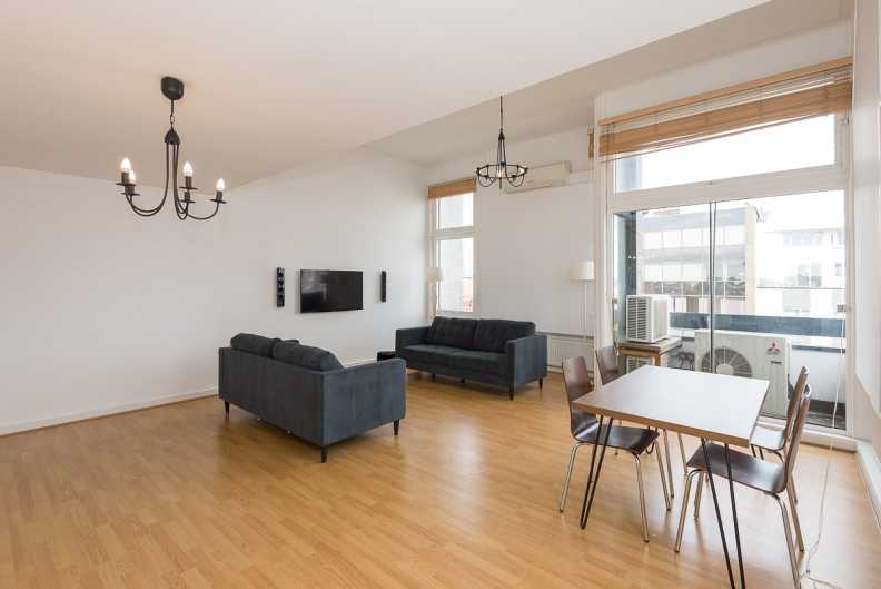 2 bedrooms apartments/flats to sale in The Water Gardens, Paddington-image 8