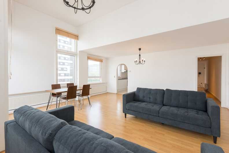 2 bedrooms apartments/flats to sale in The Water Gardens, Paddington-image 2