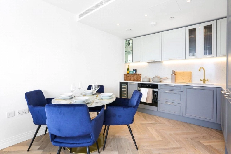 1 bedroom apartments/flats to sale in Bridgewater Avenue, Fulham-image 9