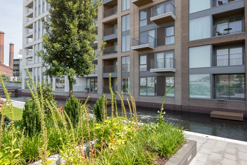 1 bedroom apartments/flats to sale in Bridgewater Avenue, Fulham-image 8