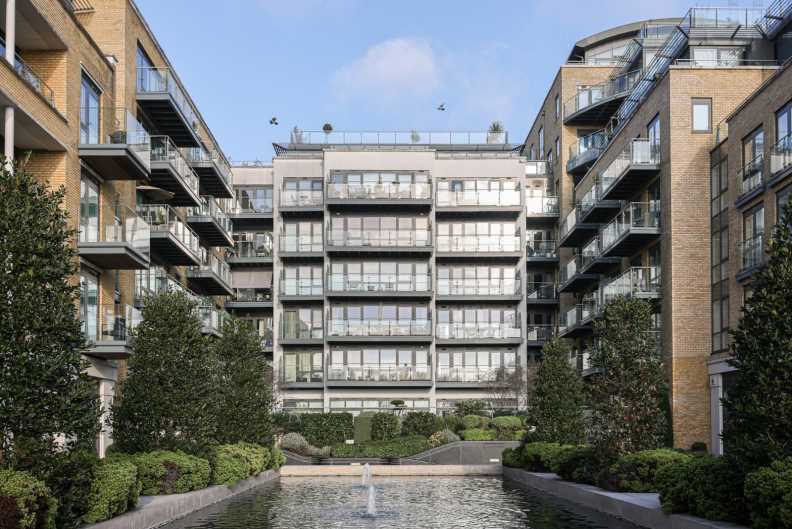 2 bedrooms apartments/flats to sale in Kew Bridge Road, Brentford-image 10