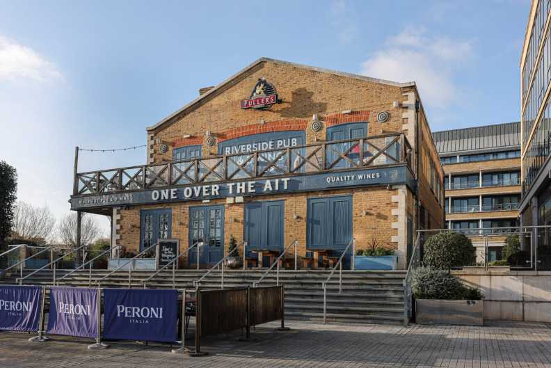 2 bedrooms apartments/flats to sale in Kew Bridge Road, Brentford-image 12