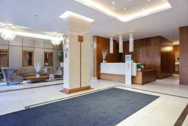 Kew Bridge Road, Brentford - TW8 view 23